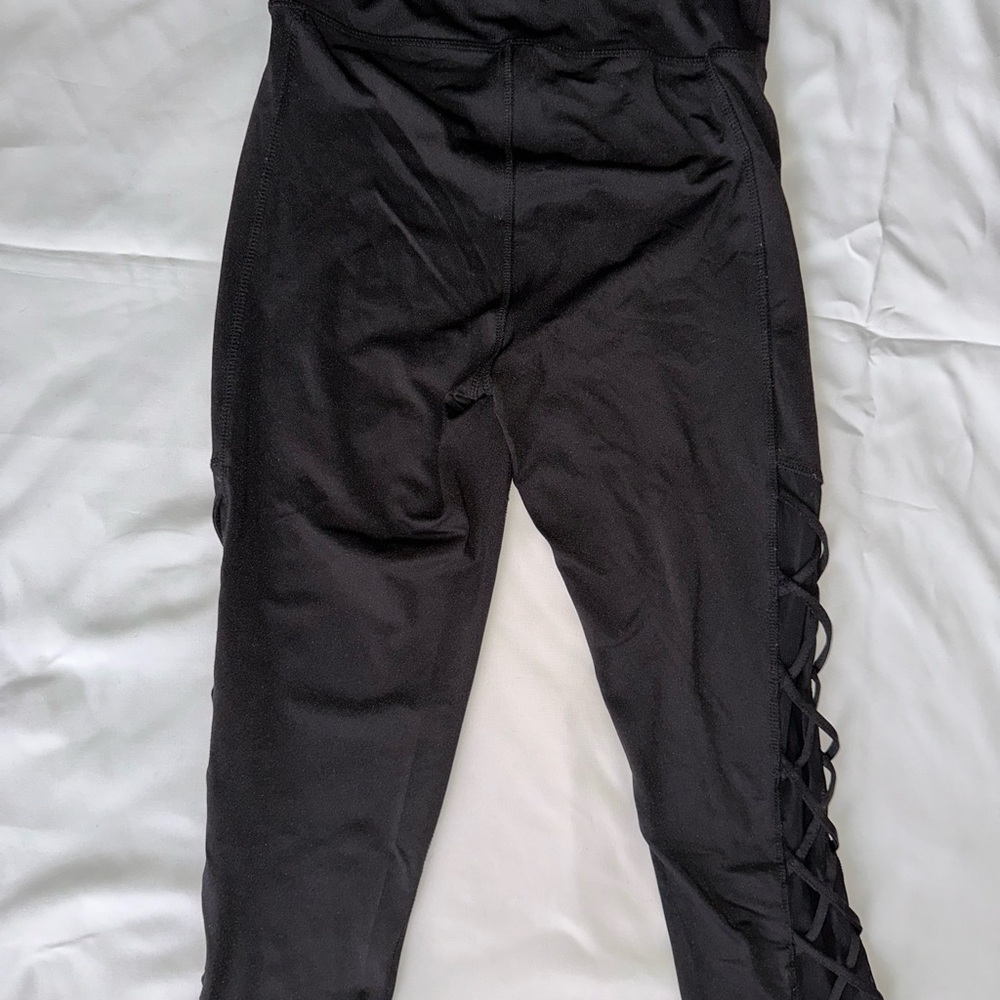 Women's Athletic Black Lace-Up Leggings | Capri Length Workout Leggings